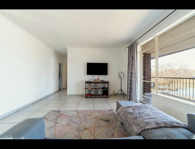 2 BEDROOM APARTMENT FOR SALE IN FLORIDA